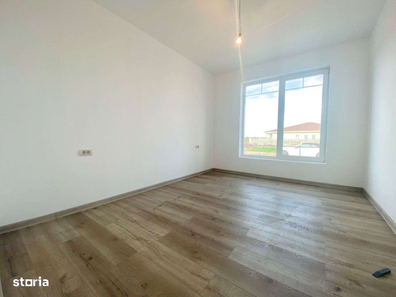 Direct Dezvoltator: Duplex pe Parter cu Master Bedroom in Remetea Mare-9