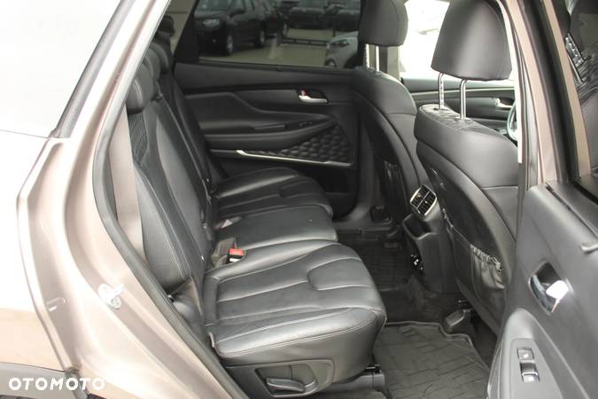 Hyundai Santa Fe 2.0 CRDi Platinum 4WD - 12