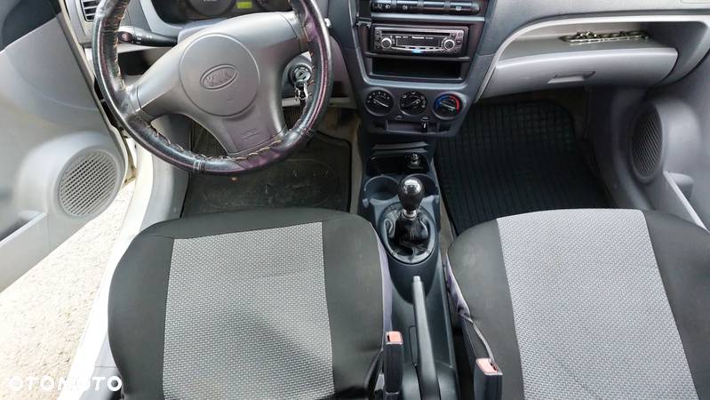 Kia Picanto 1.0 / City - 6