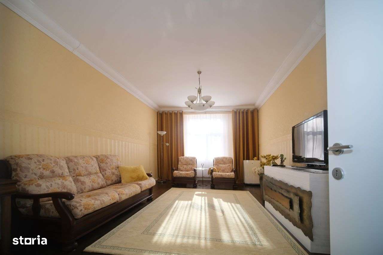 2 camere Centru, frumos amenajat, 650 EUR - Imagine principală: 2/10