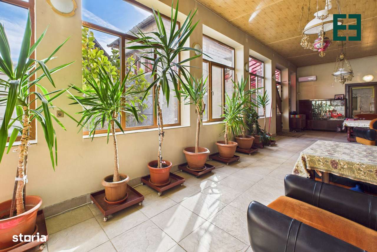 Casă cu 10 camere și 1437 mp teren în Ineu - Arad-10