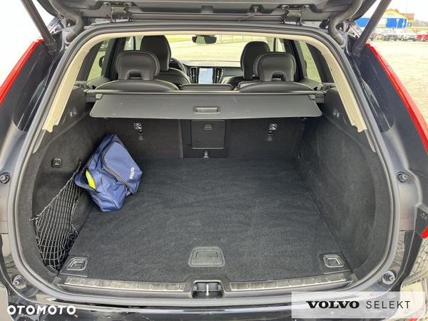 Volvo XC 60 - 38