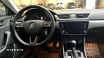 Skoda Superb 2.0 TDI Style DSG - 10