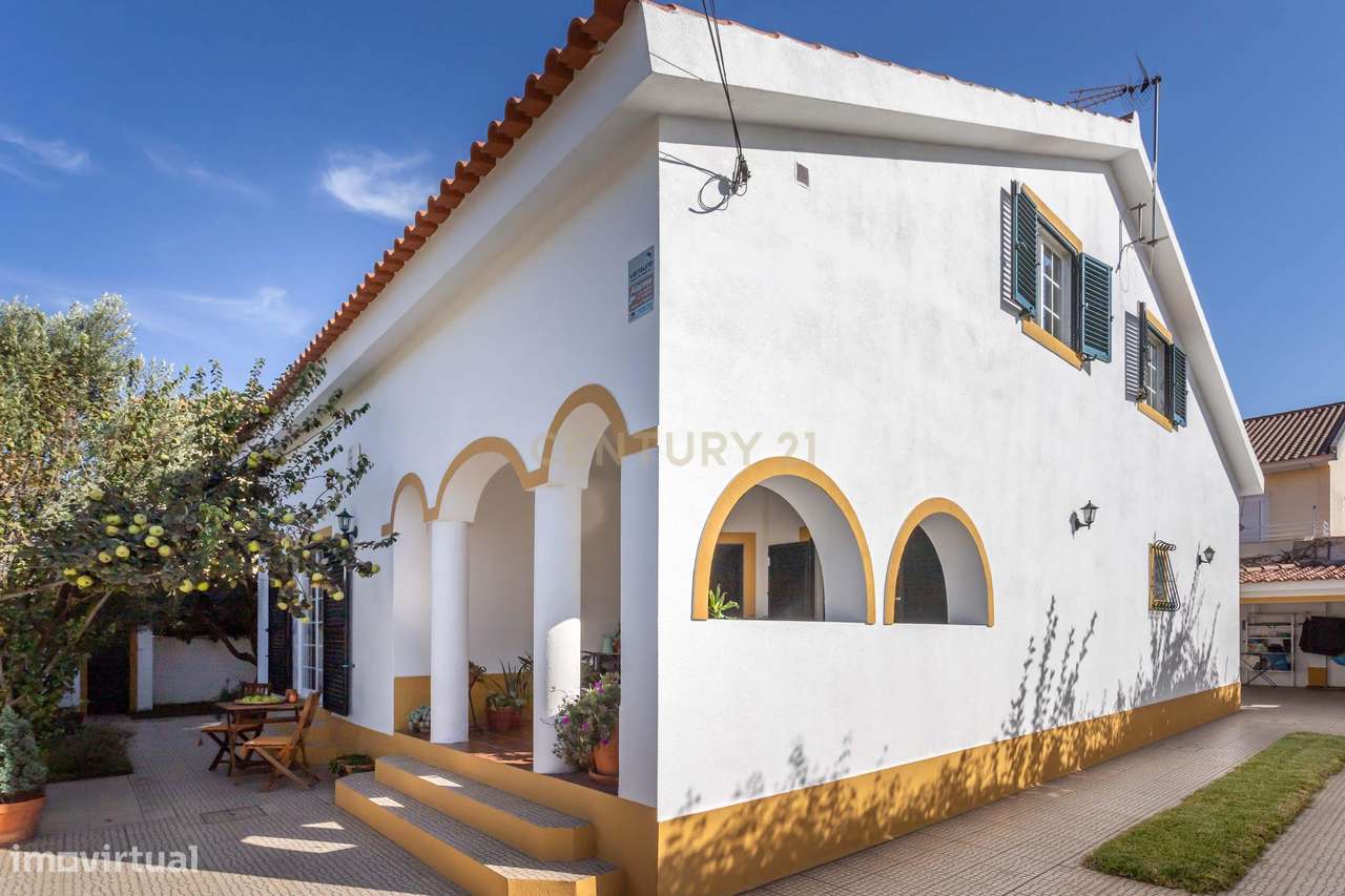 Moradia T4 Isolada em Fernão Ferro (Redondos). - Grande imagem: 5/53