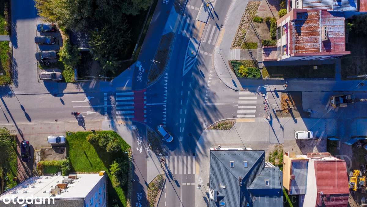 Budynek mieszkalno-usługowy| Róg Pułtuskiej/1 Maja-18