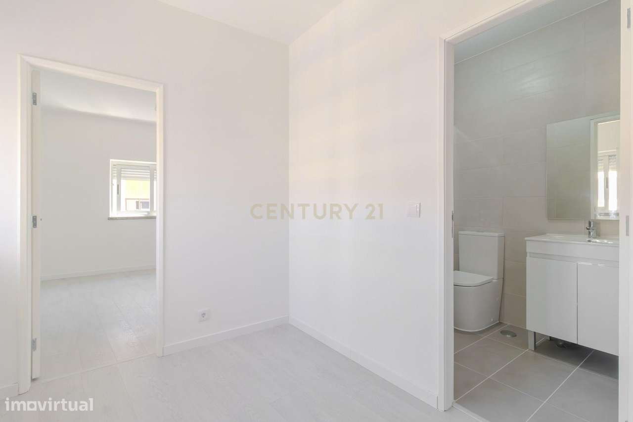 Apartamento T1 em Porto de Mós — Conforto, Modernidade e Localização P - Grande imagem: 3/15