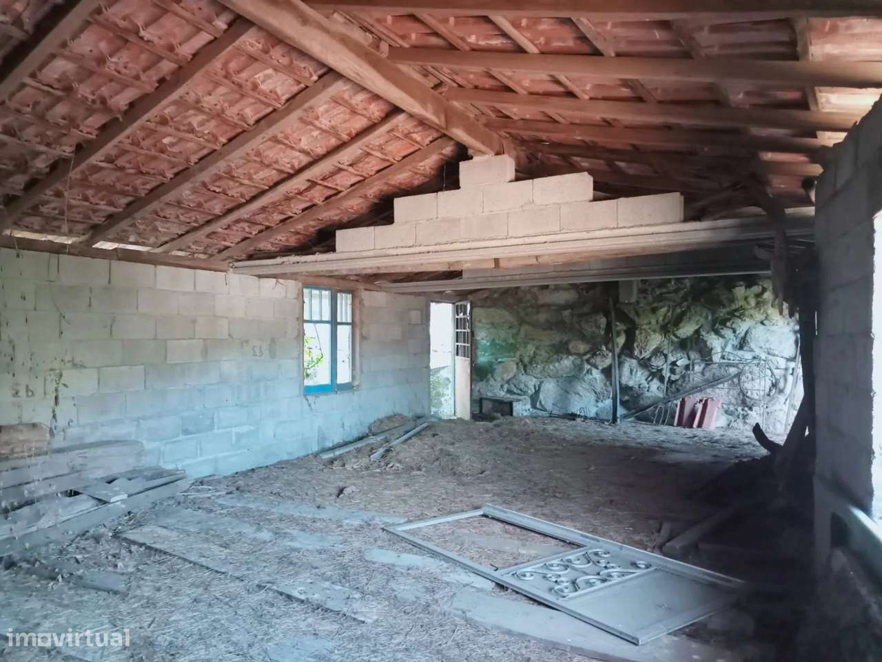 Moradia em Pedra de 1927 para Restauro | Lindoso, Ponte da Barca-6