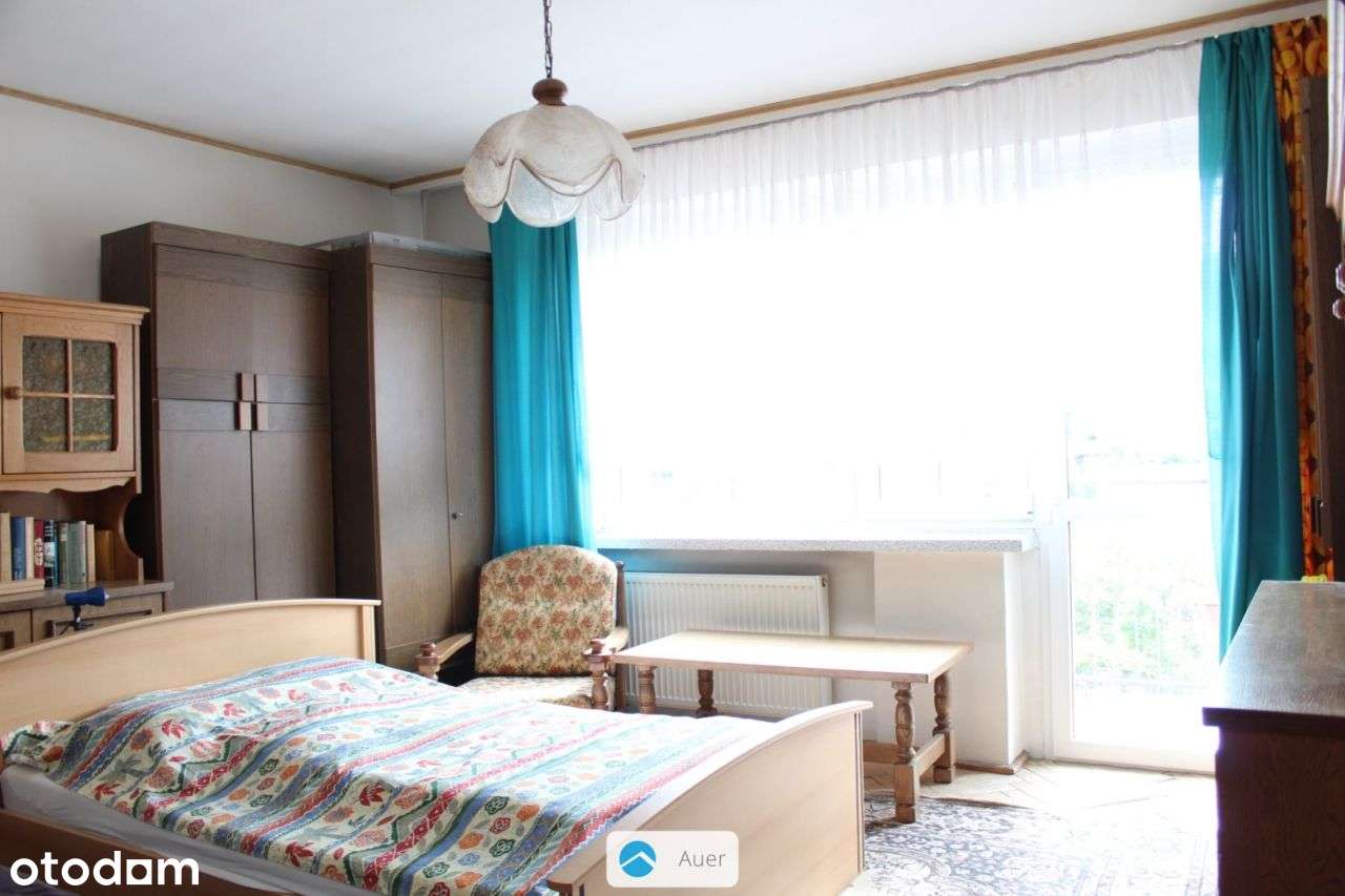 Połowa bliźniaka, dobra lokalizacja, 108m2-11