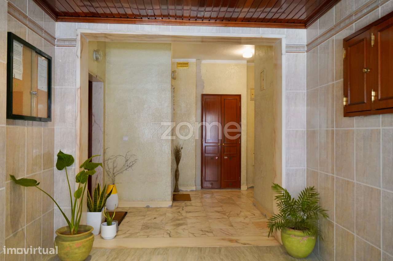 Apartamento T3 - Vale Mourão-30