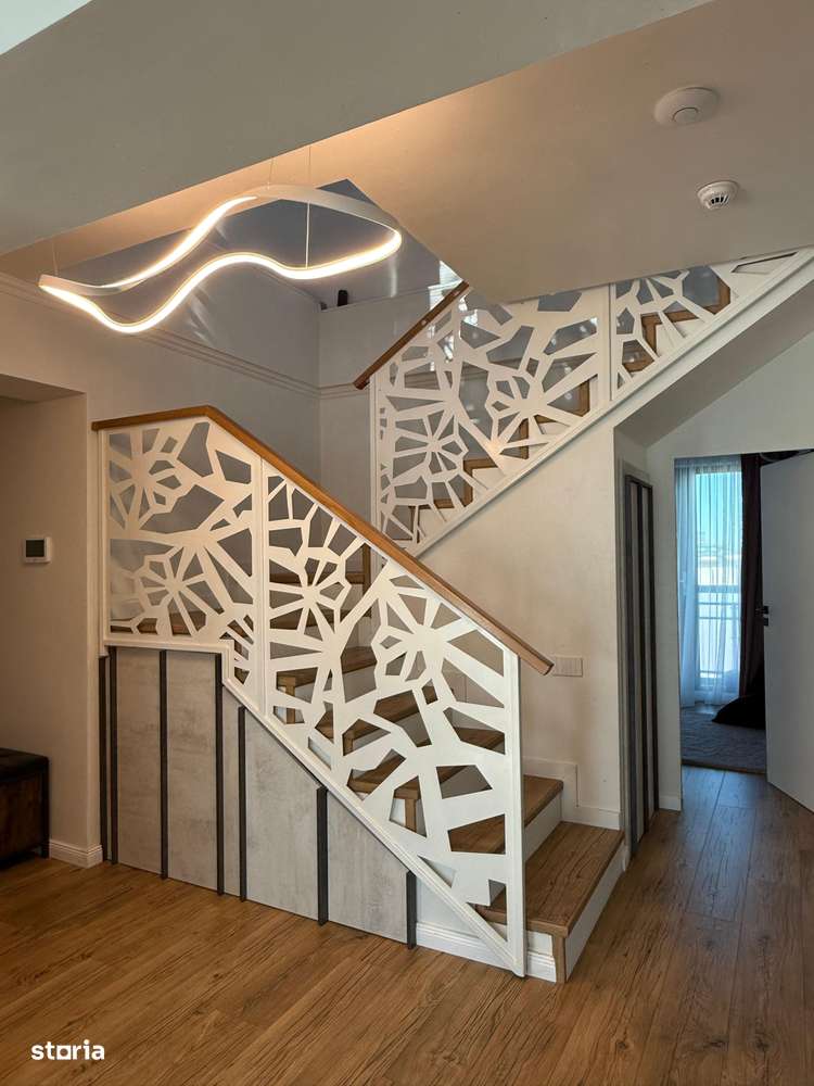 Penthouse 4 camere lux Mamaia Sat-11