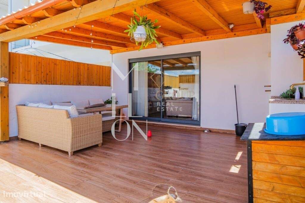 Moradia T3 Exclusiva em Condomínio Privado – Ferreiras / Albufeira-4