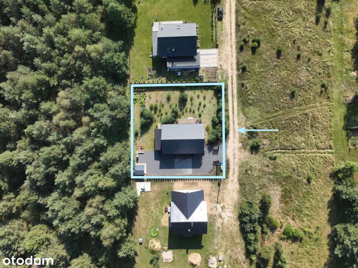 Dom z drewnianego bala-9