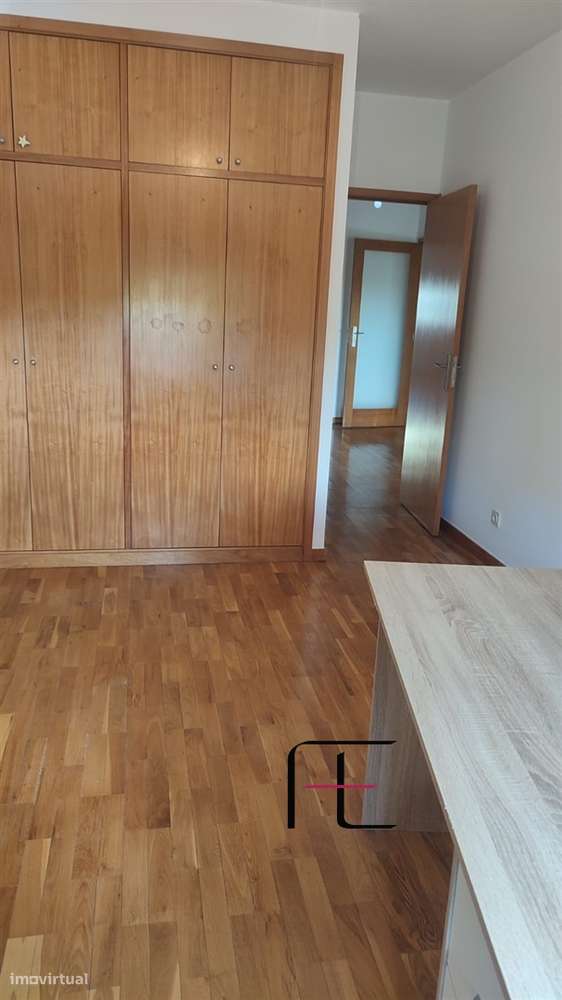 Apartamento T3 + Escritório em Águas Santas Venda 299.000€-19