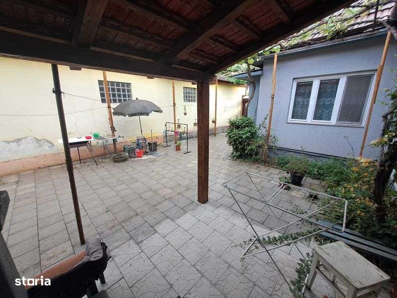 Vand casa cu gradina in Beius - Imagine principală: 5/8