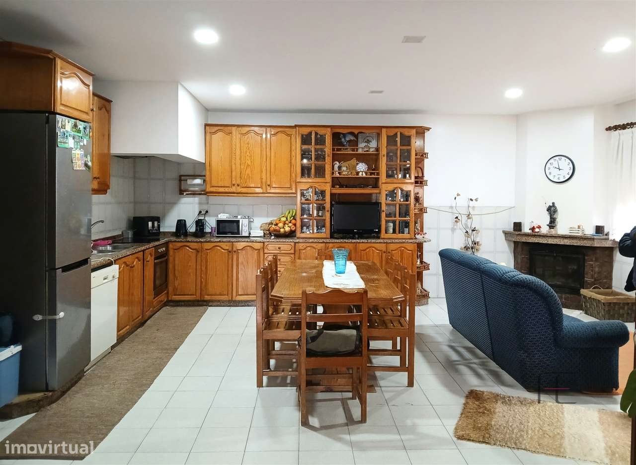 Moradia Isolada T3 com Anexos Habitáveis, Lourosa - Grande imagem: 3/15