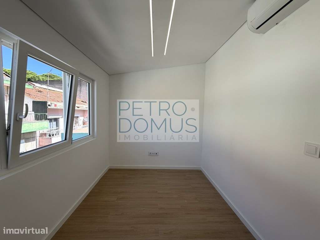 T2+1 EM PRÉDIO TOTALMENTE REMODELADO - ALMADA - VISTA CRISTO REI-31