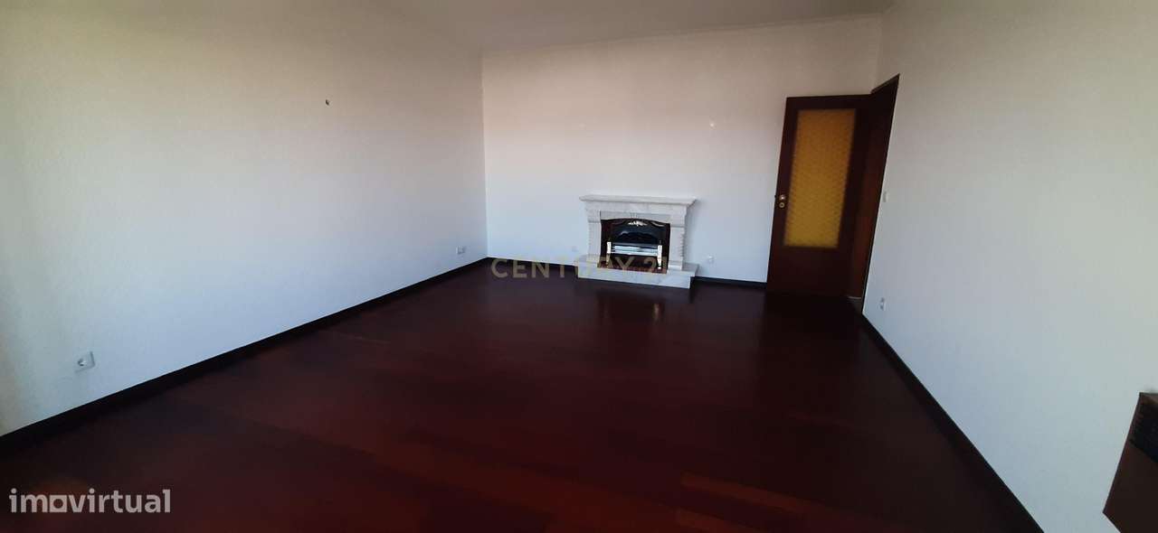 Apartamento T3 no centro de Carnaxide - Grande imagem: 5/16