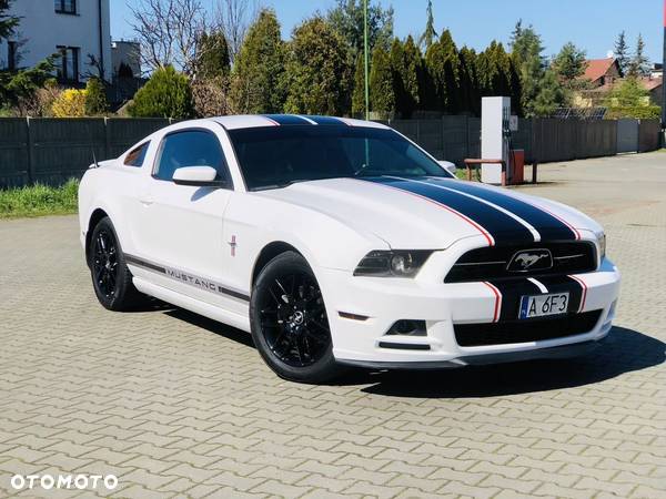 Ford Mustang 3.7 V6 Premium - 1