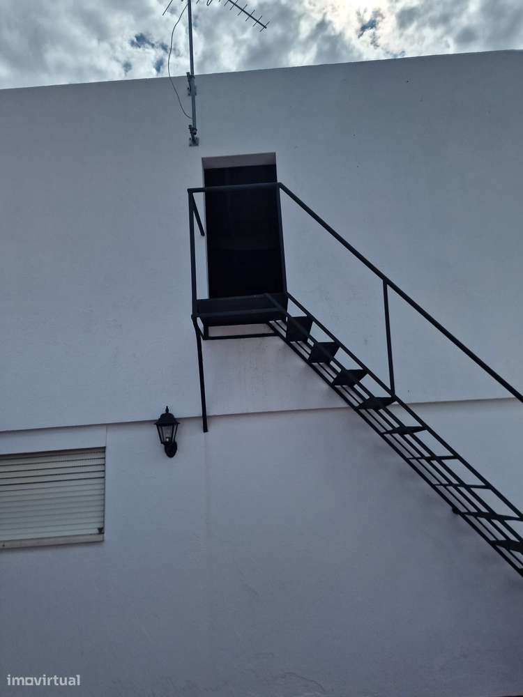 Apartamento T4+ 1 Alpiarça-33