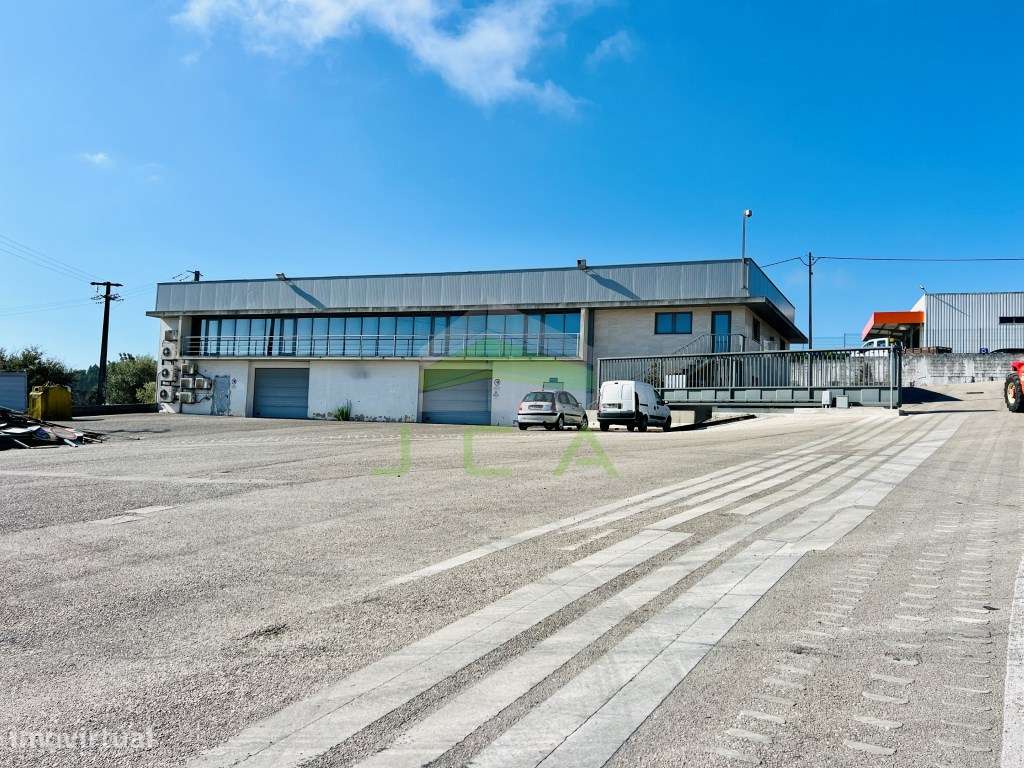 Pavilhão com dois pisos para armazém, garagens e escritórios - Grande imagem: 4/20