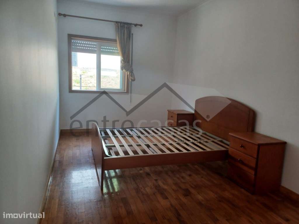 Apartamento T2 Mobilado e Equipado para Arrendar junto a Hospital P... - Grande imagem: 5/6