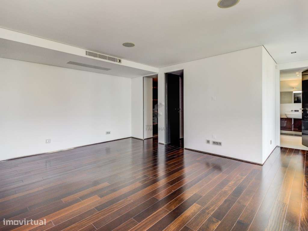 Magnífico apartamento T5 + 1 no Condomínio Jardins São Lourenço - L...-15