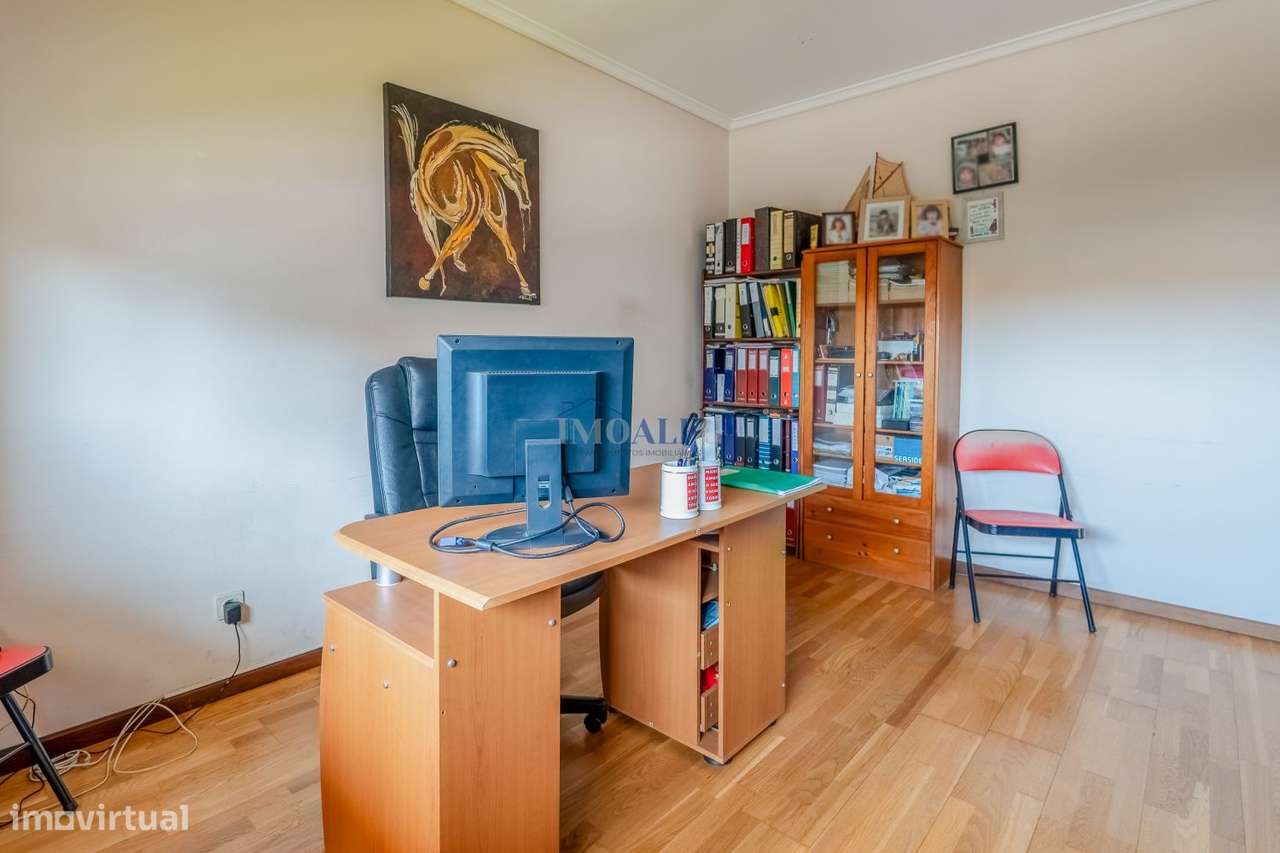 Moradia T5 em Santa Joana perto do centro de Aveiro-11