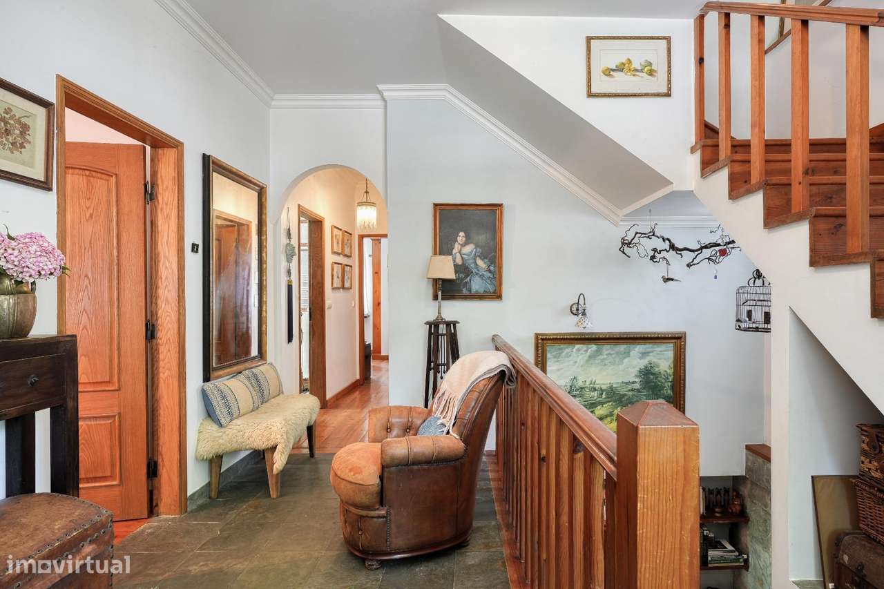 Casa com jardim no coração histórico de Sintra-5