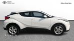 Toyota C-HR - 8