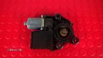 Motor Elevador Frente Direito - 807300004R / 0130822478 [Renault Megane III Gran... - 2