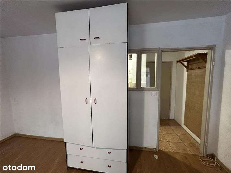 Oławska./1- pok./wysoki parter/piwnica/m. miejskie-3