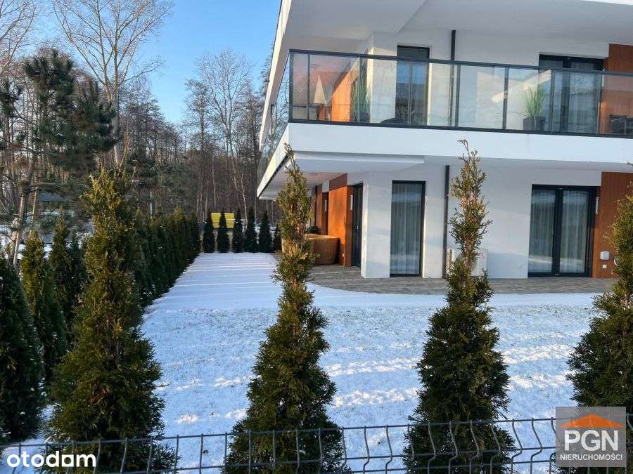 Międzywodzie, Apartament z  Ogródkiem i parkingiem 500 m od plaży-0