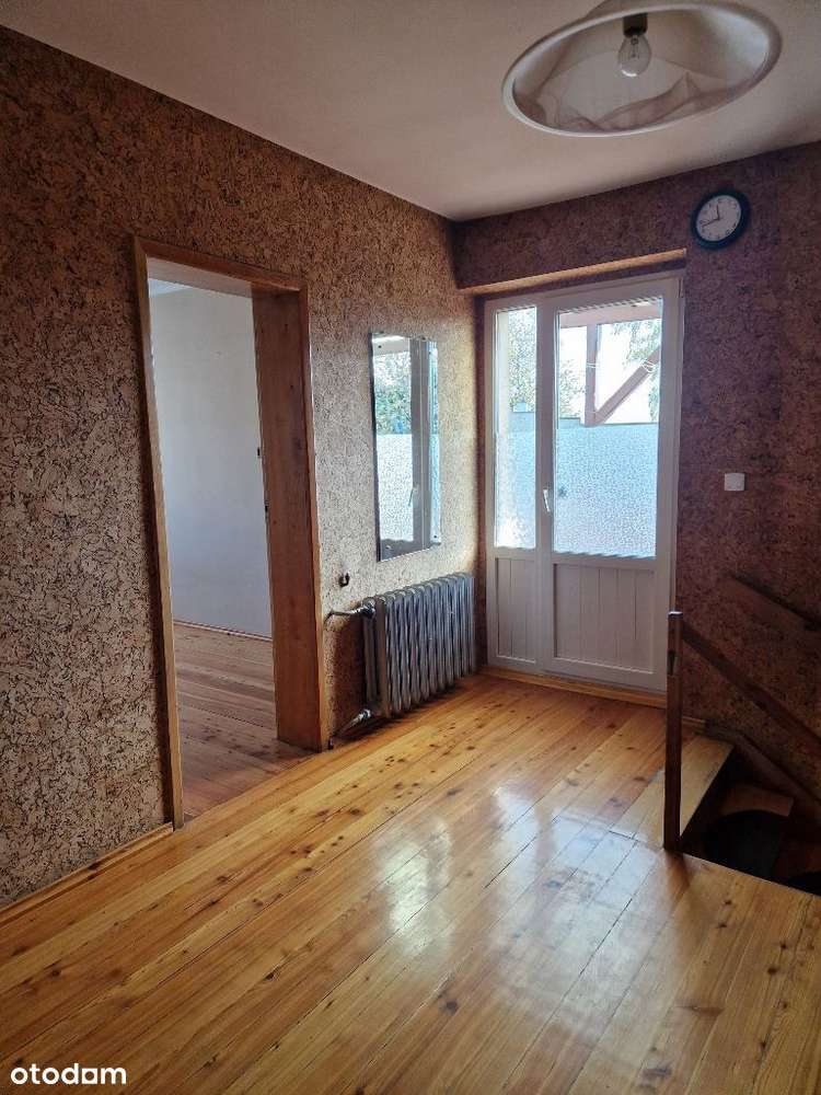 DOM W ATRAKCYJNEJ CENIE NA SPRZEDAŻ.-13