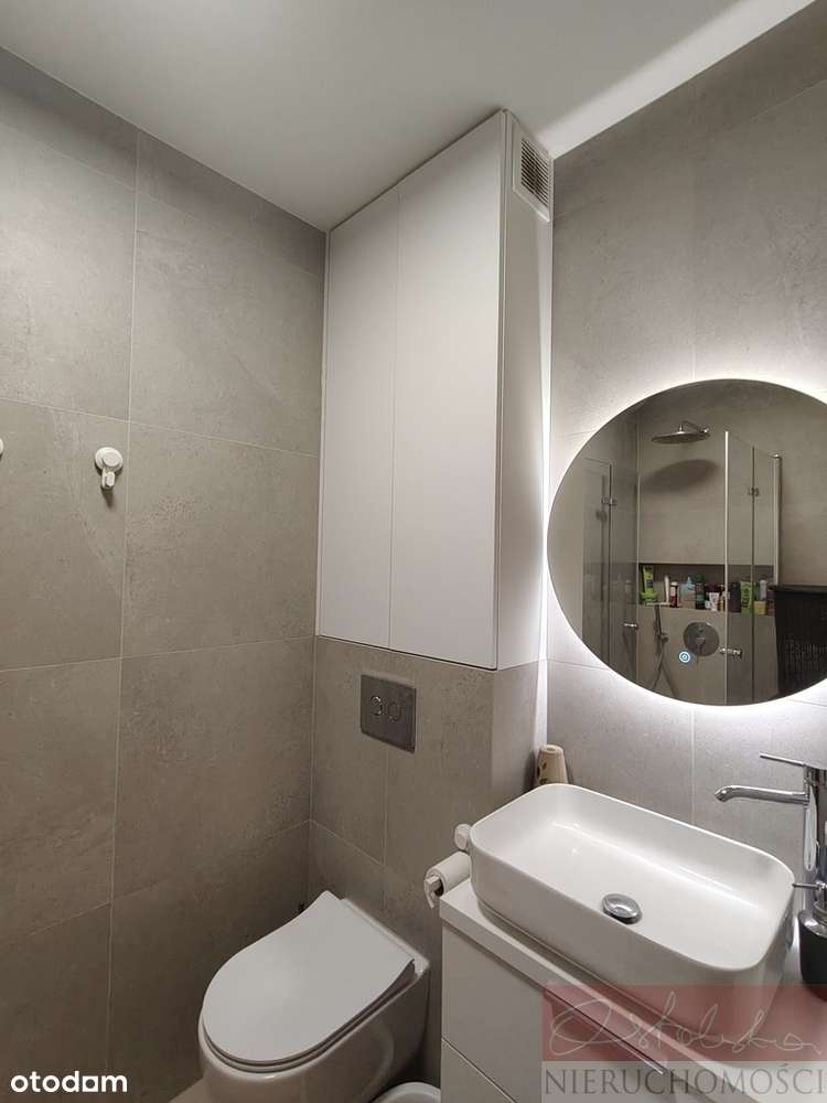 Z dużym balkonem i garażem w super lokalizacji-2