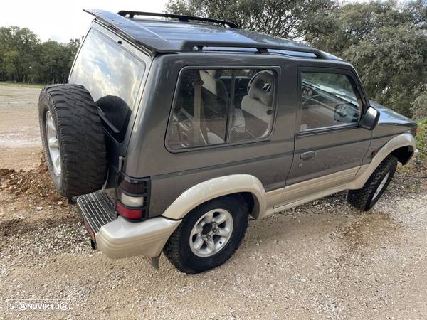 Mitsubishi Pajero 2.5 TDi GLS - 6