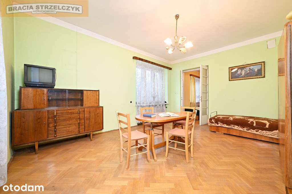 Przedwojenne mieszkanie 3,3 m wysokości-8