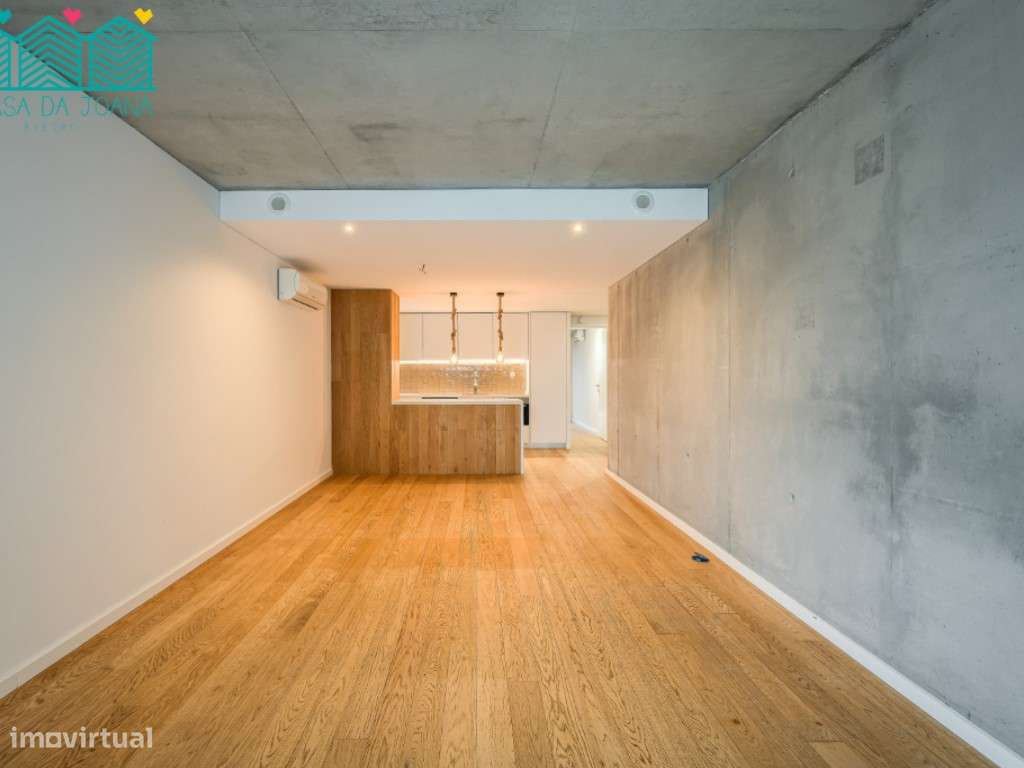 Apartamento T2 com terraço na Praia da Barra - Grande imagem: 5/30