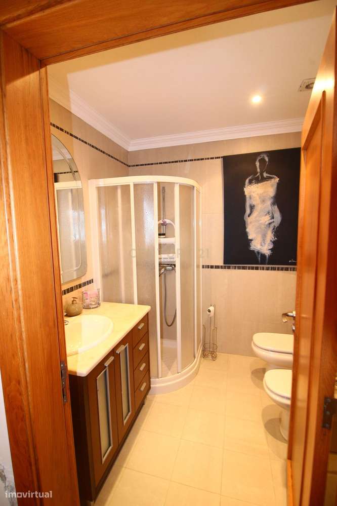 Moradia V4 em Torres Vedras, 566m2 ,vistas excecionais, qualidade e co-12