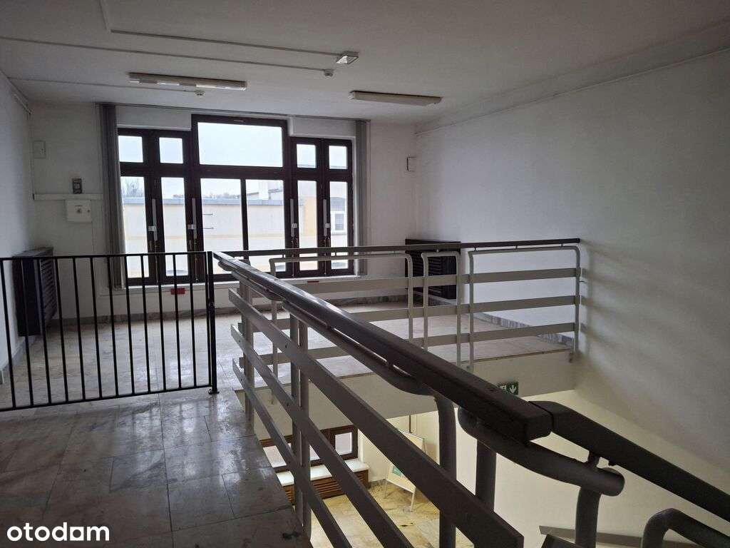 Nieruchomość w centrum miasta-8