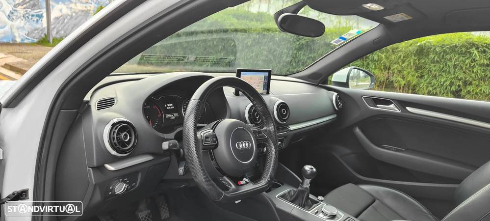 Audi A3 1.6 TDI S-line - 9