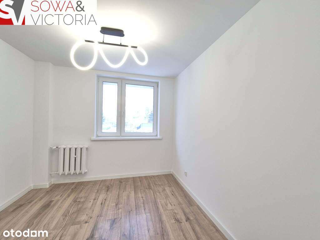 Trzypokojowe mieszkanie z dużym balkonem.-3