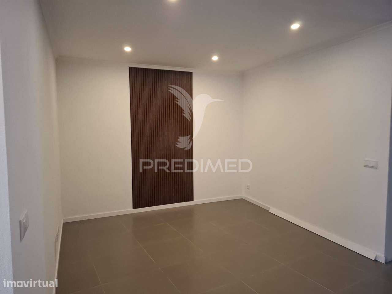 Moradia totalmente recuperada, pronta a estrear, localizada na tran... - Grande imagem: 3/15