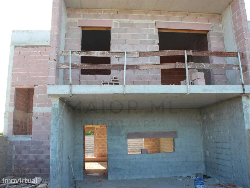 Moradias T3 em construção na urbanização Fonte Lagoa, Rio Maior-19