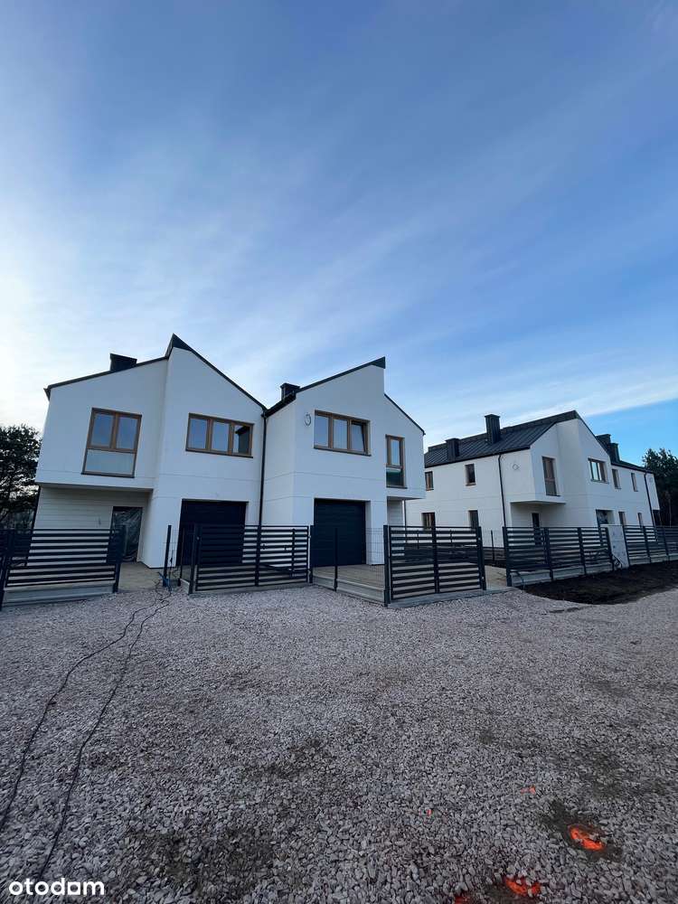 Ponownie dostępny komfortowy dom w Łazach gotowy do przekazania kluczy-6