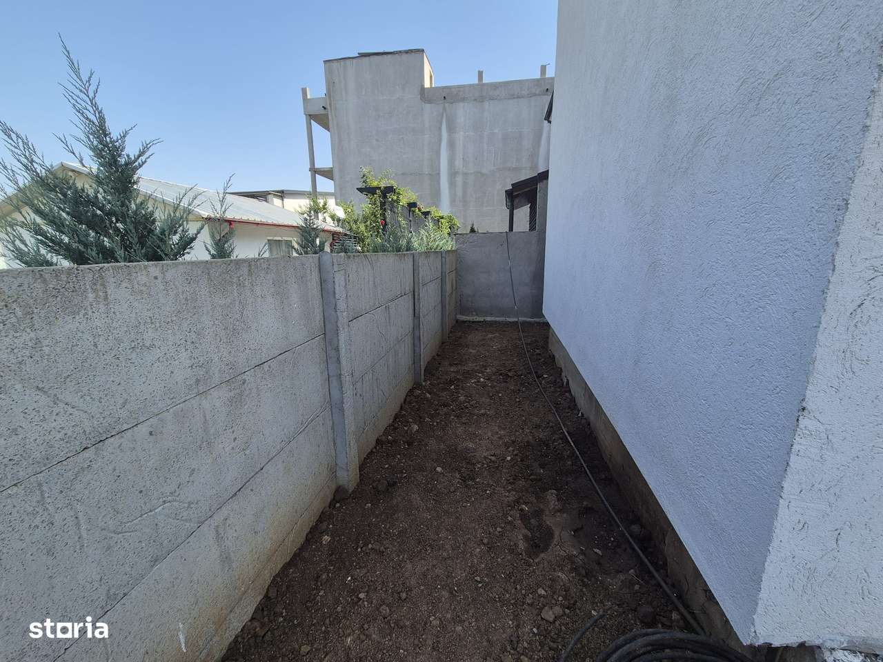 Casa 4 camere Berceni - Str Miorita 160 mp-7