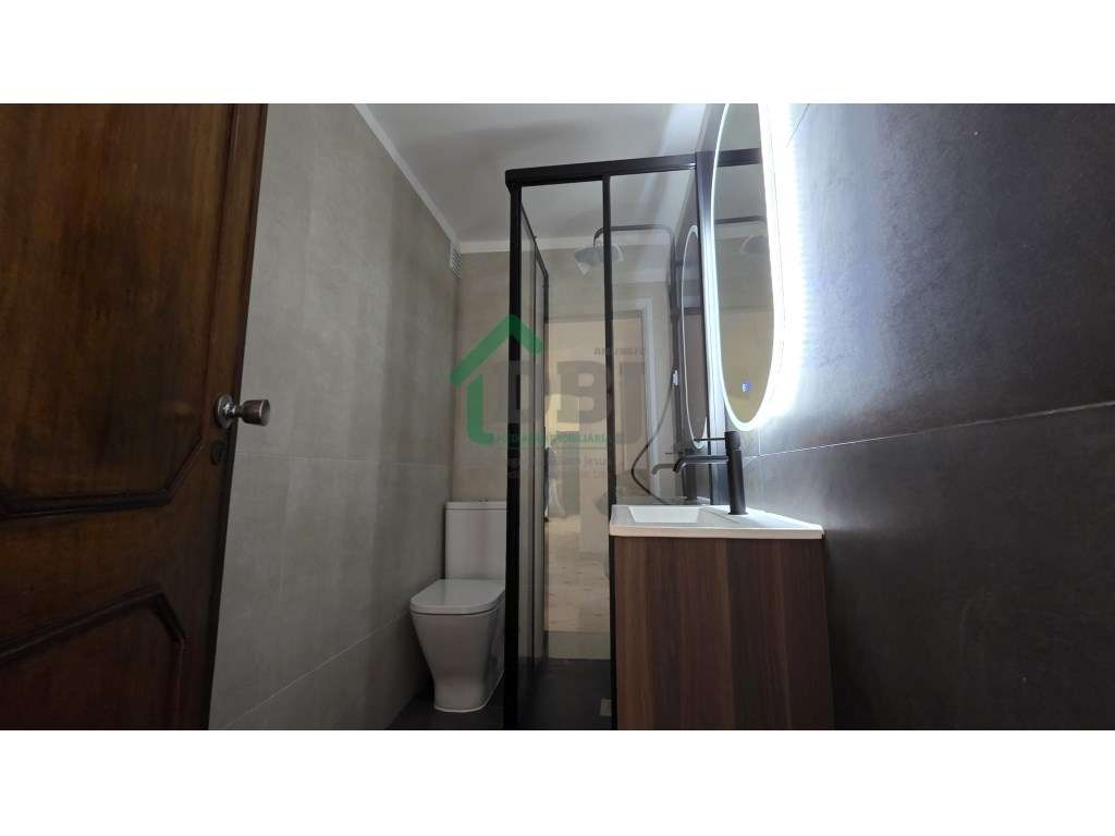 Nova Oportunidade! T5 Renovado no Centro da Covilhã-14