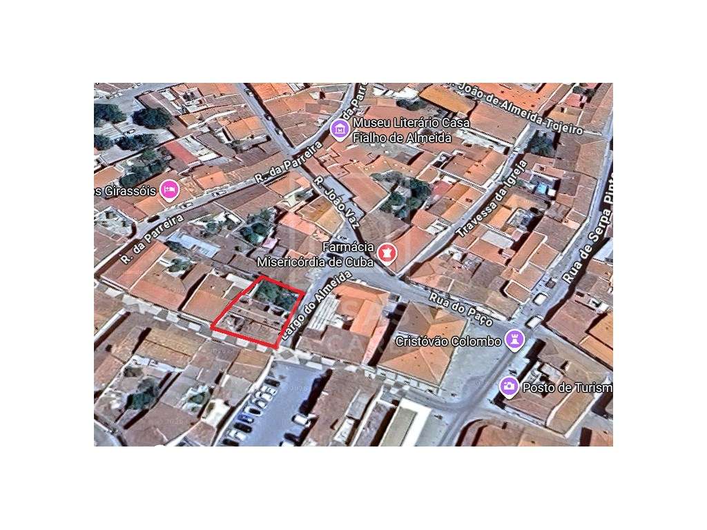 Moradia para Reabilitação Total no Centro da Vila de Cuba-14