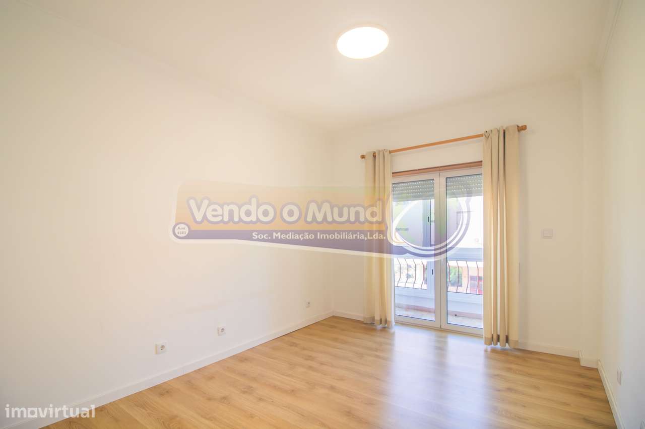 Apartamento T3 em Sintra (LXSIN024)-25