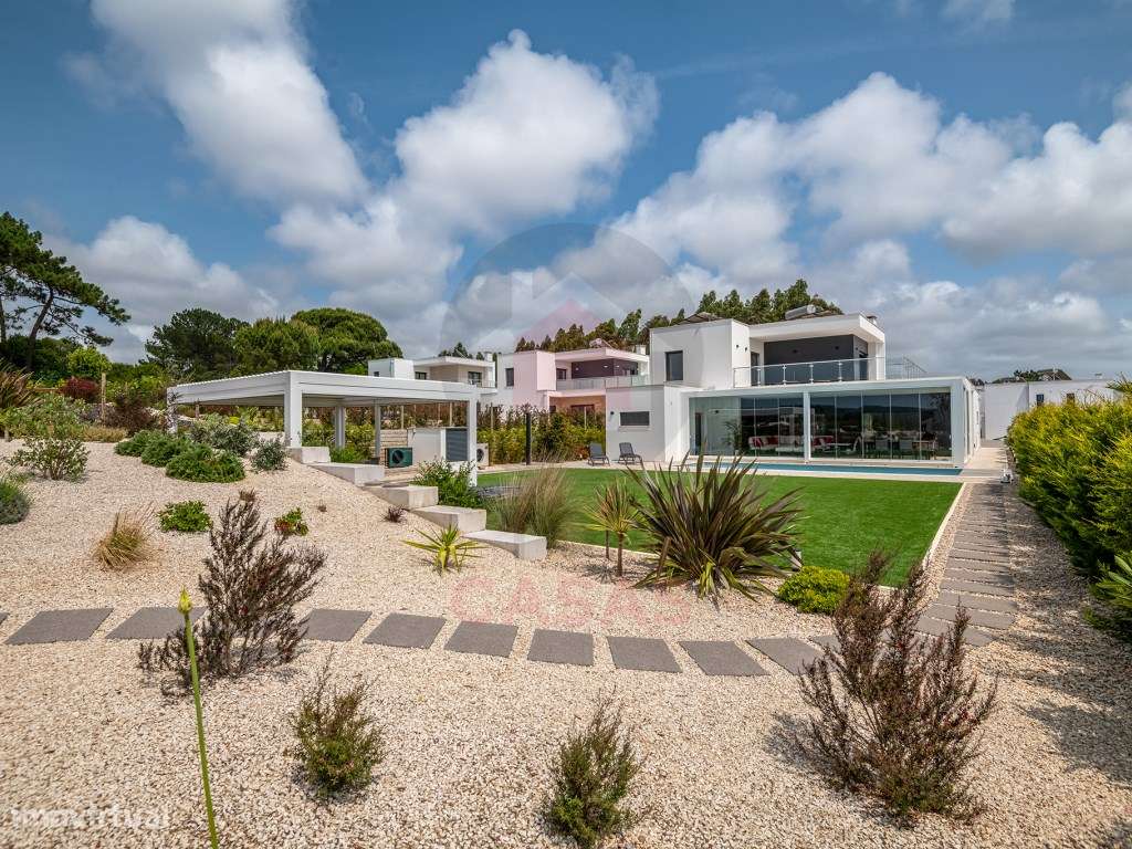 Moradia Contemporânea com Tecnologia e Conforto de Alta Gama, a pou... - Grande imagem: 1/42