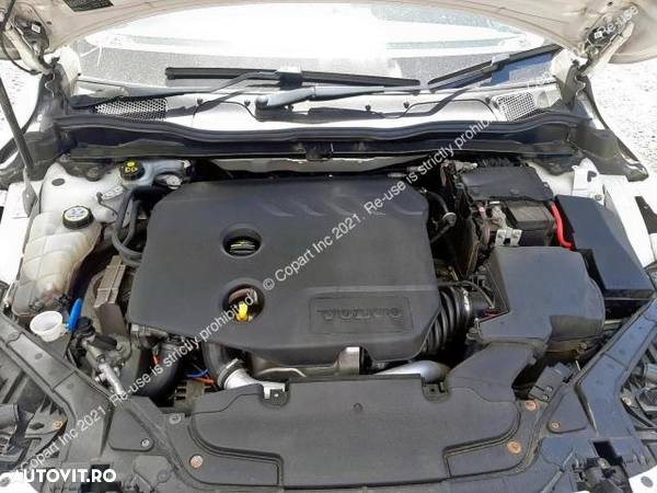 Dezmembrez Volvo V40 2015 1.6d - 7